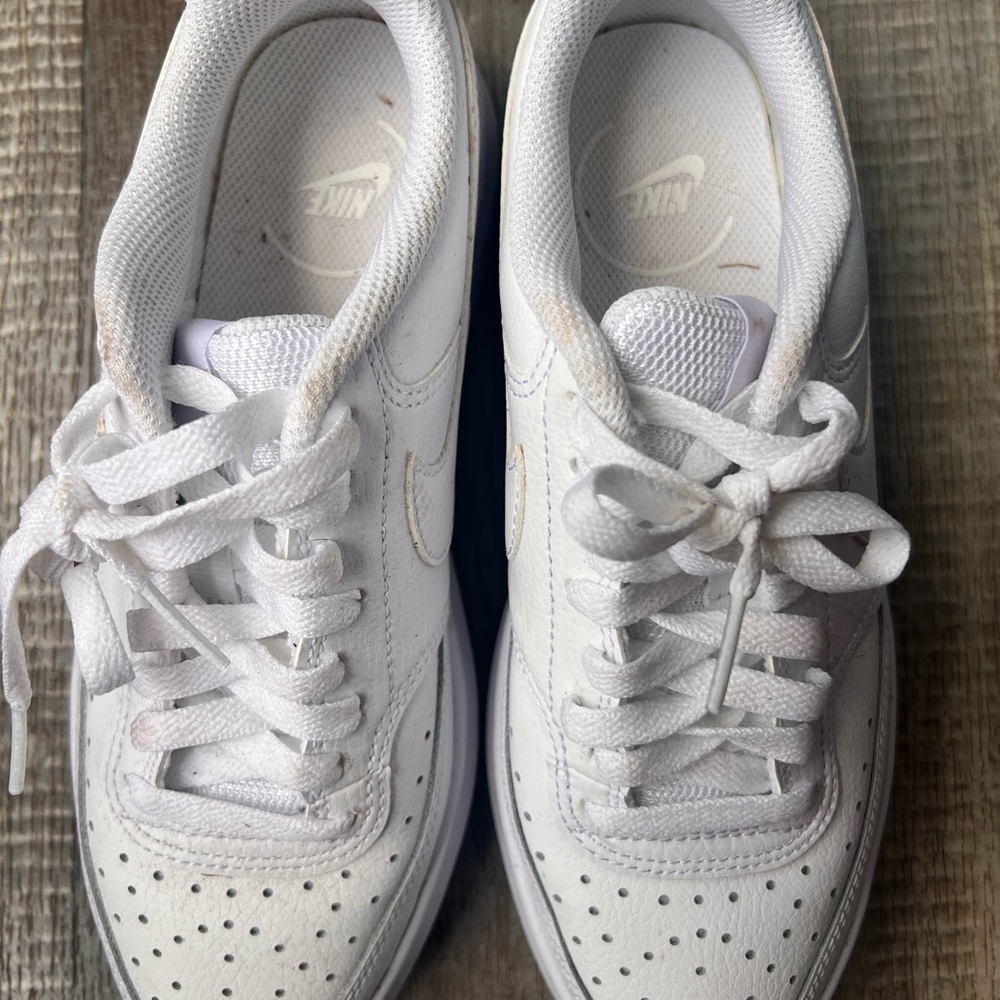 Nike Air White Sneakers Size 7